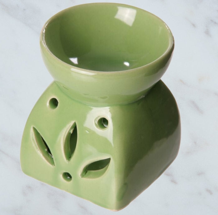 Eden Bright Single Colour Leaf Cutout Oil Burner